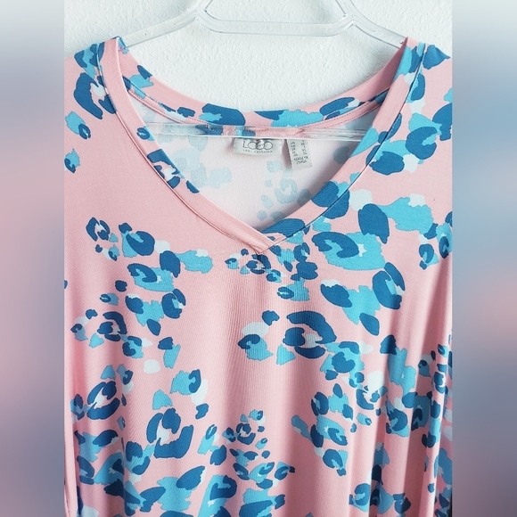 LOGO by Lori Goldstein Rayon Cheetah Printed 3/4 Sleeve Top - Picture 6 of 8